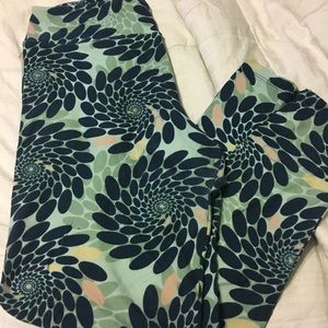 Lularoe print leggings